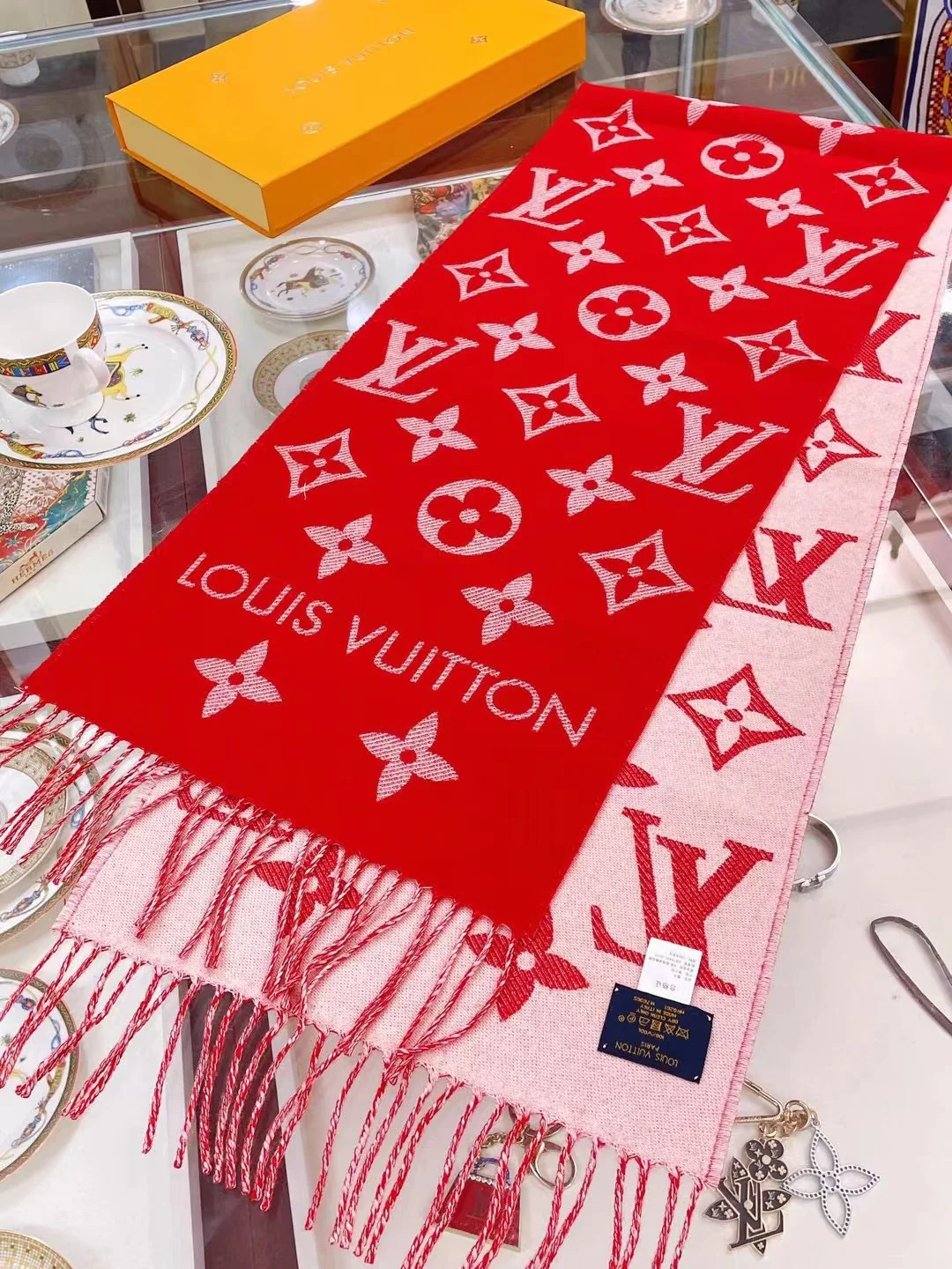 Самая продаваемая модель - LV - Рейкьявик - Монограмма - 186 см - 34 см