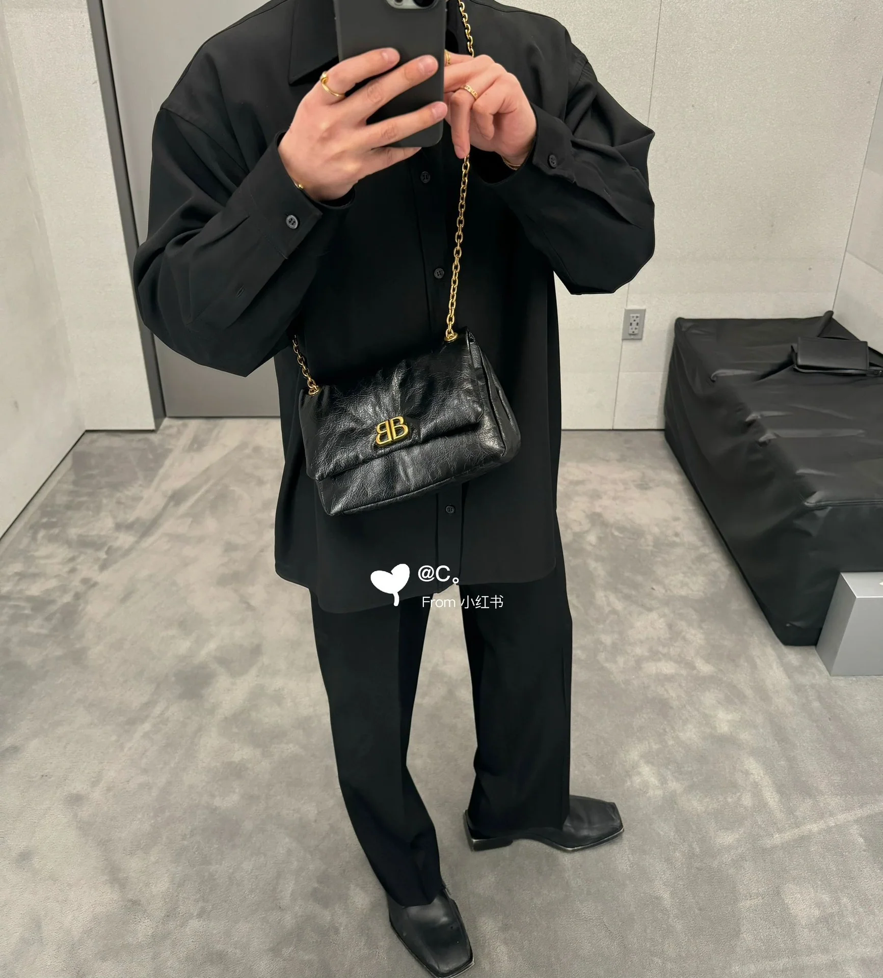 Сумка Balenciaga Monaco на цепочке - мини 24-8 см - черная с золотой пряжкой