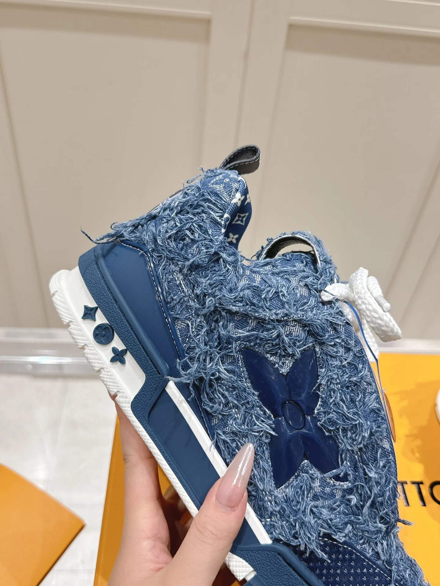 LV-2024-Кроссовки-Синие-2