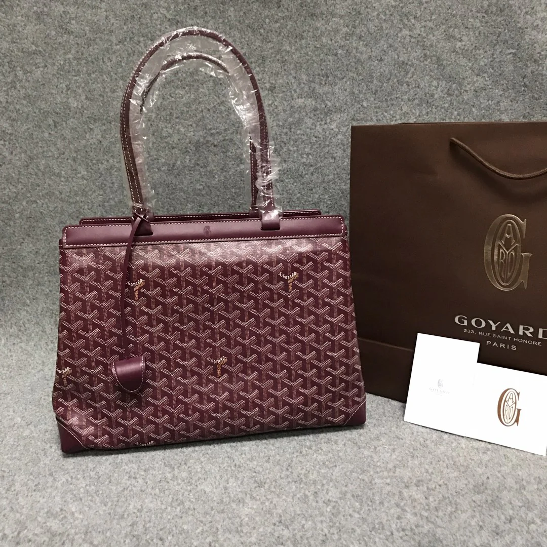 Goyard – Новое поступление осень/зима – Bellechasse – Бургундия