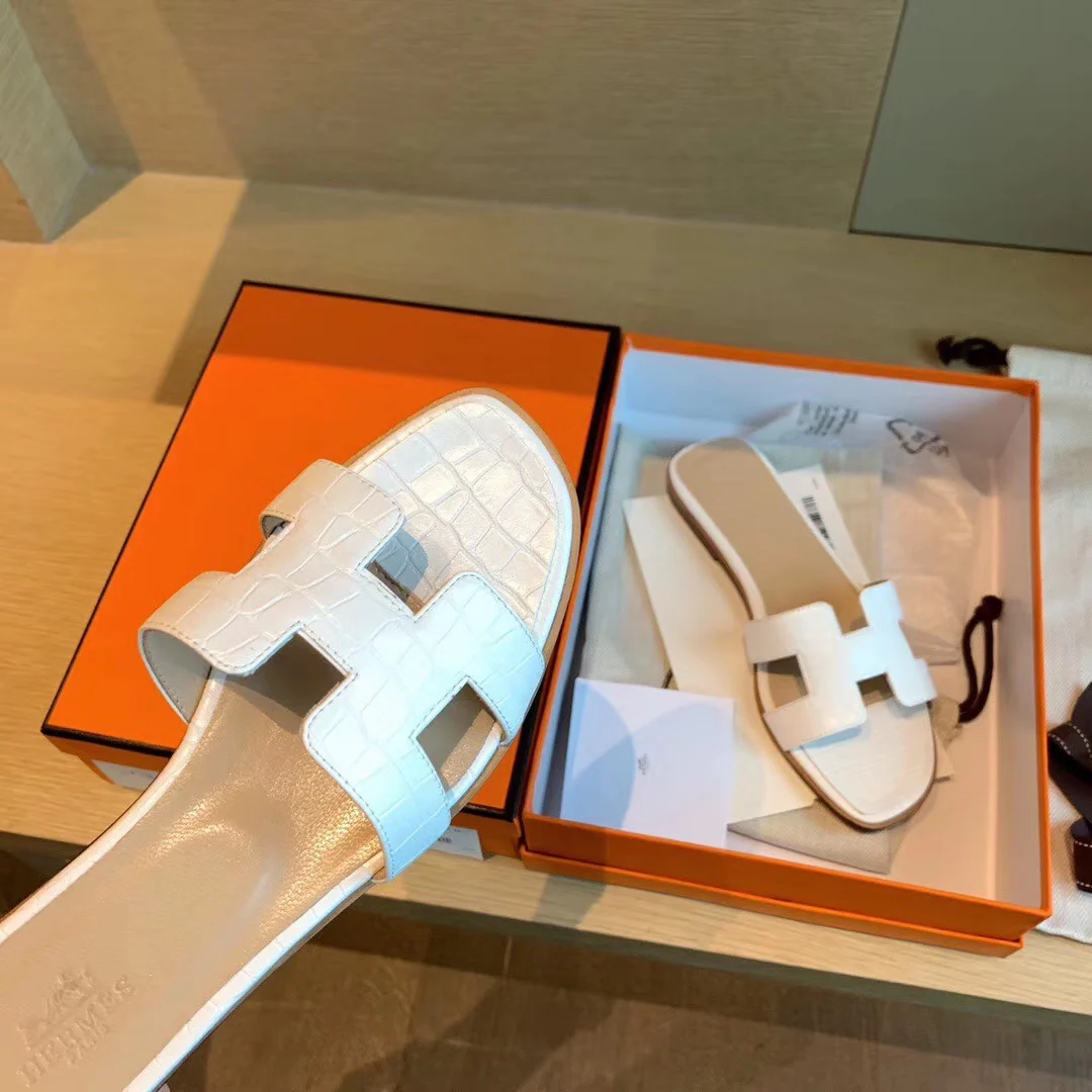 Классические тапочки Hermes H - белый с текстурой камня