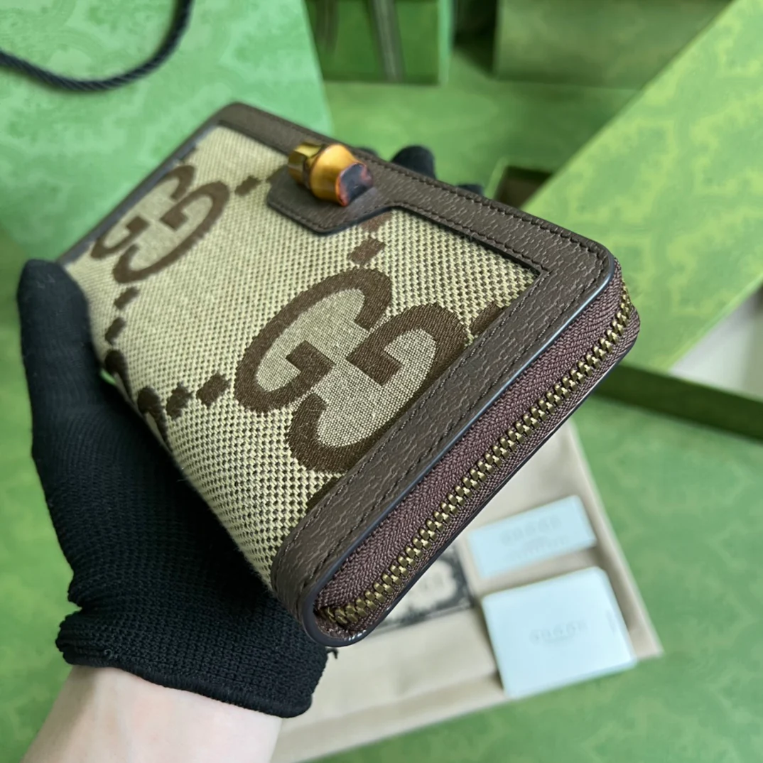 Gucci 竹节拉链长夹