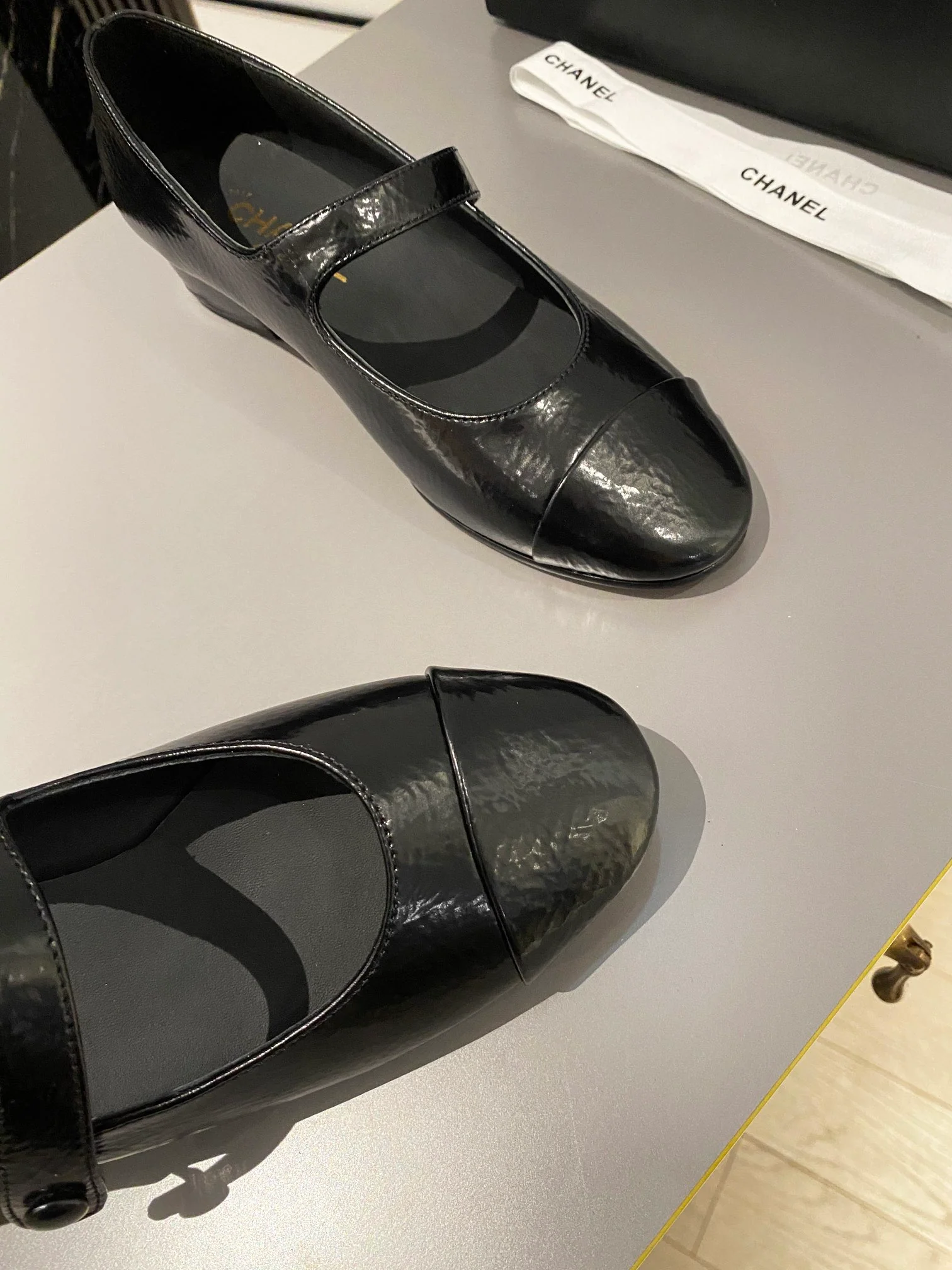 Новинка сезона осень/зима 2023 от Chanel - Туфли Мэри Джейн - Черные - 1