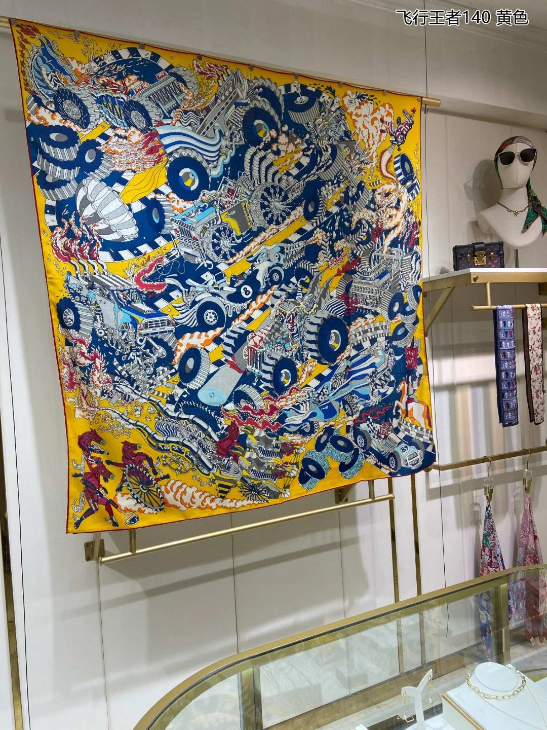 Hermes - Король летающих шарфов - 140 см - 70% кашемир - 30% шелк - 1