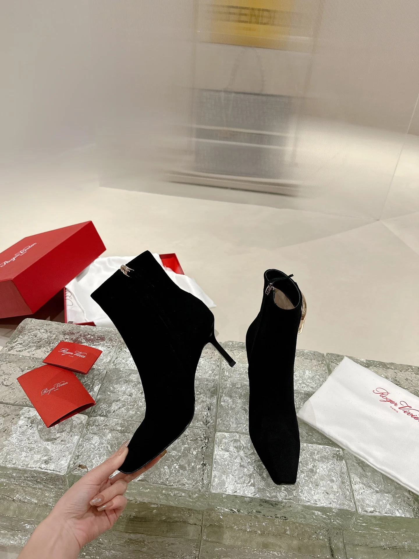 Туфли с квадратным носком и пряжкой - 2024 - Ботильоны на высоком каблуке - Черные