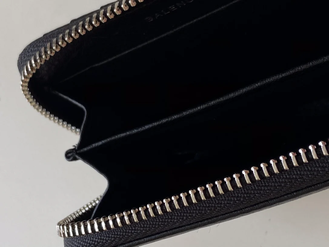 Balenciaga 拉链零钱包-荔枝牛皮