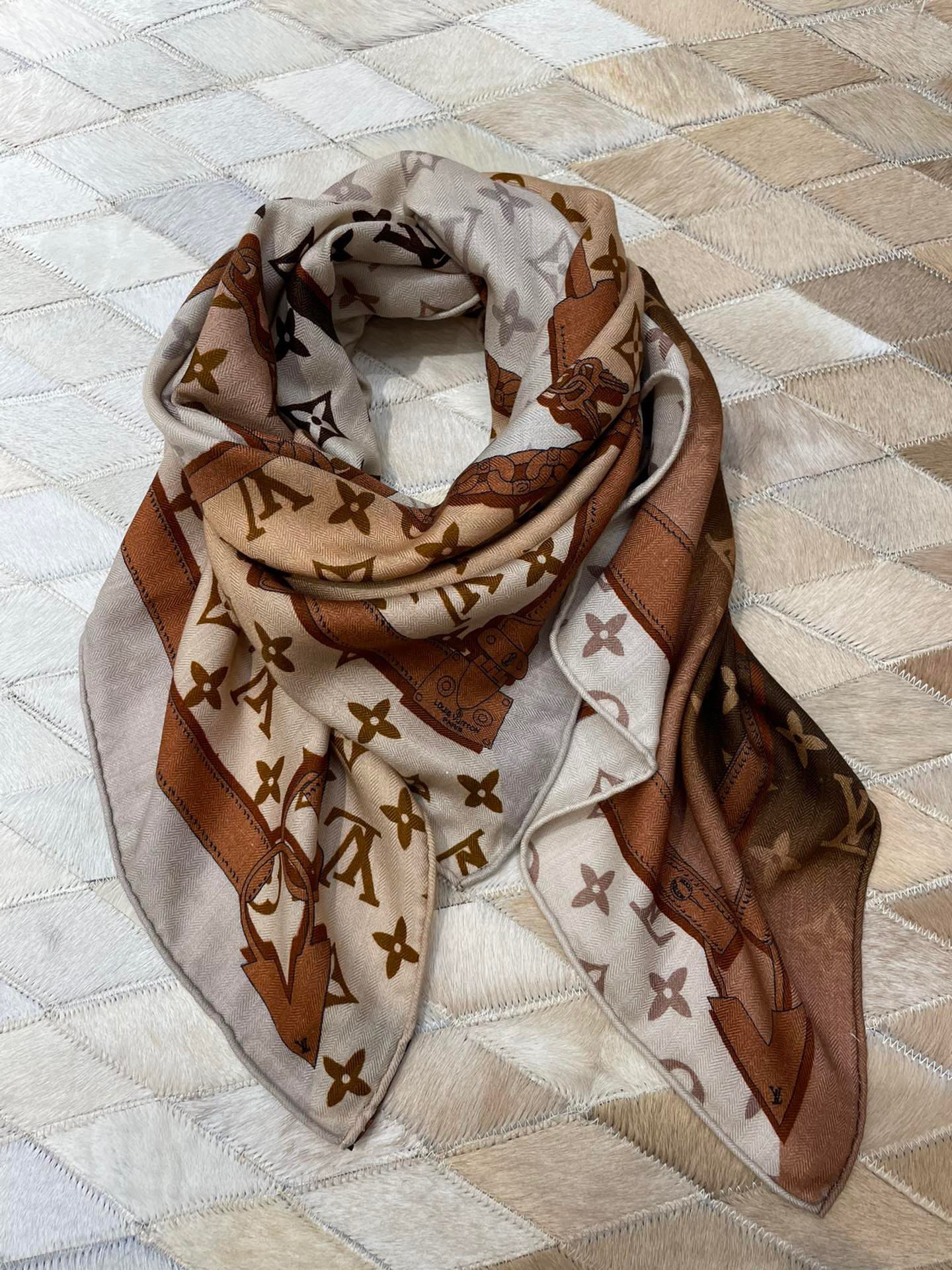 LV - Двусторонний шарф, 110 см - Детский флис, класс 2