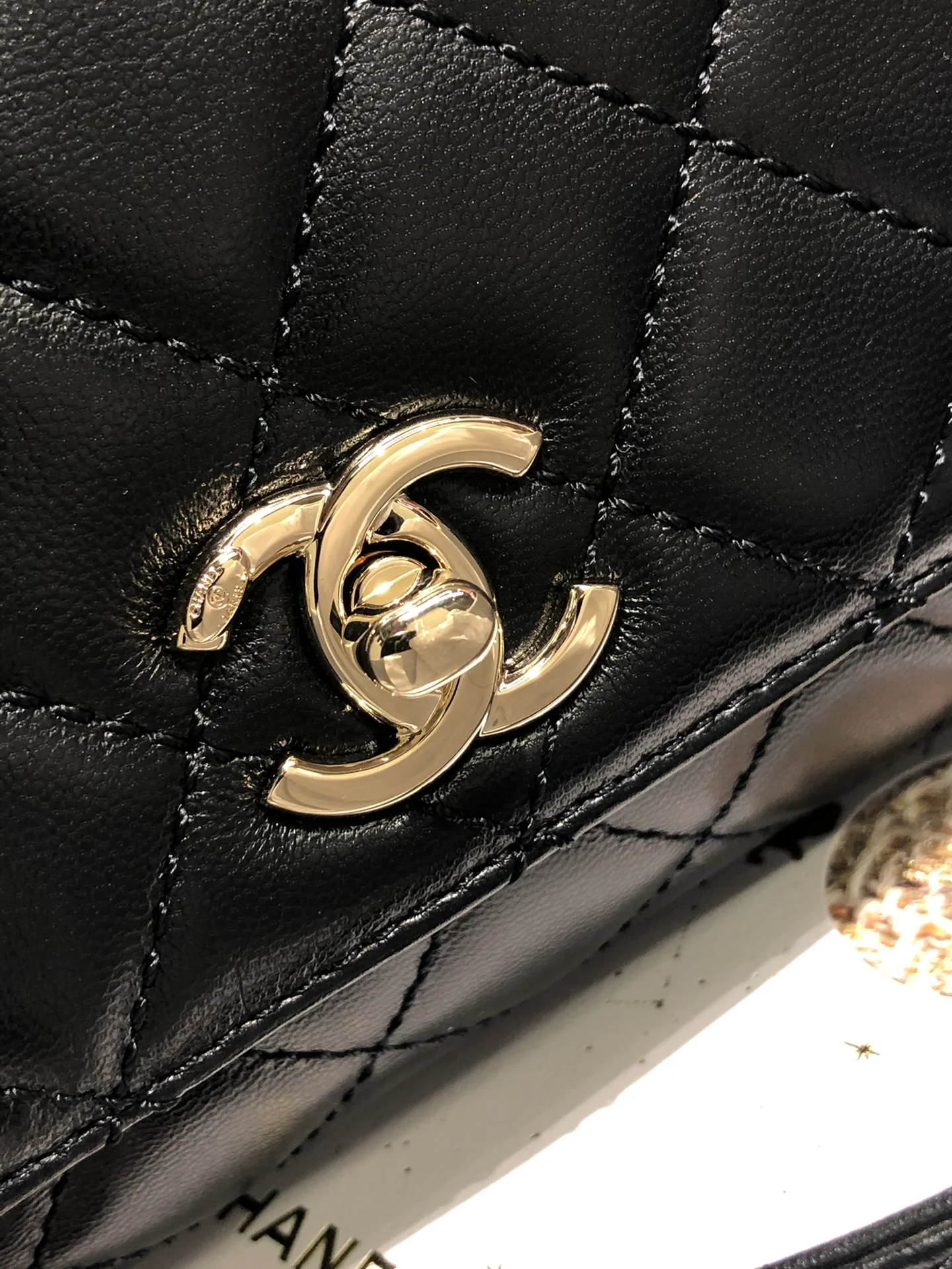 Мини-сумочка Chanel Coco Handle Rainbow