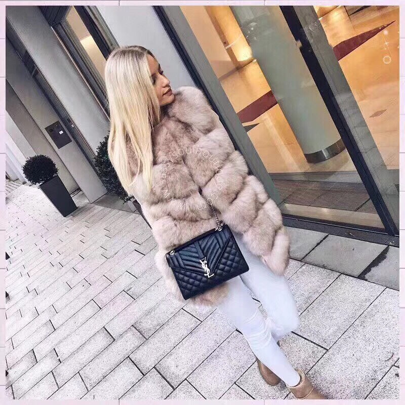 Стеганая сумка-конверт YSL Monogram Caviar V-образной формы - Средний размер - 2 шт.