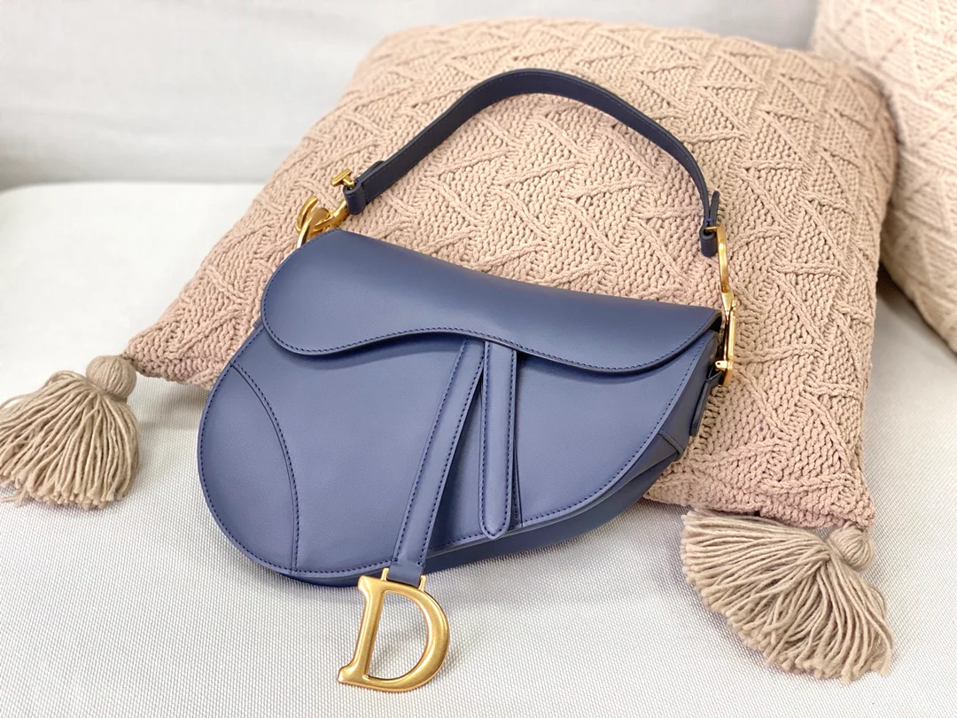 Сумка Dior Saddle Bag, большой размер (25 см), гладкая кожа, темно-синий цвет.