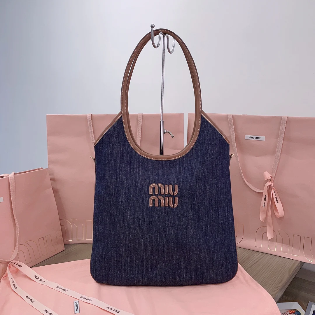 Сумка-тоут Miu Miu Ivy - Isetan Limited Edition Denim - Маленькая
