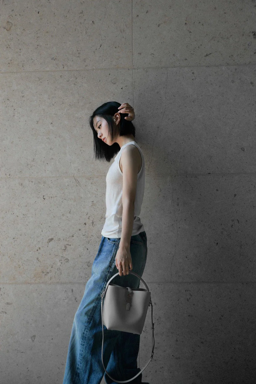 Сумка-ведро YSL Le 37 - Маленькая - Бежево-серый