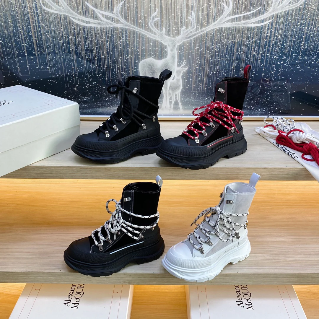 Ботинки Dr. Martens на платформе от McQueen - изображение из коллекции