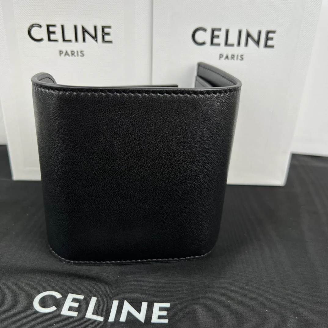 Celine-TRIOMPHE 小号光滑羊皮革钱包 黑色