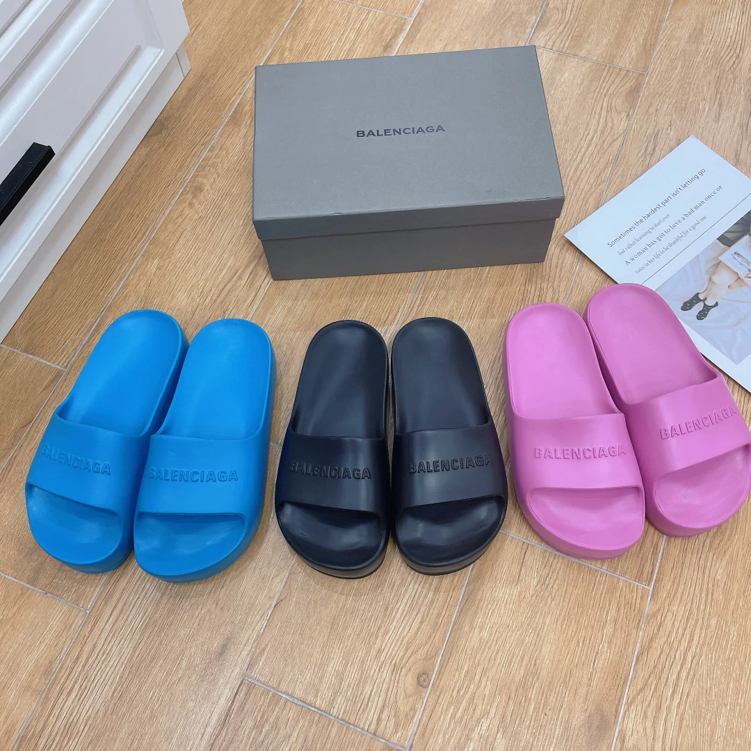 Balenciaga - Синие тапочки