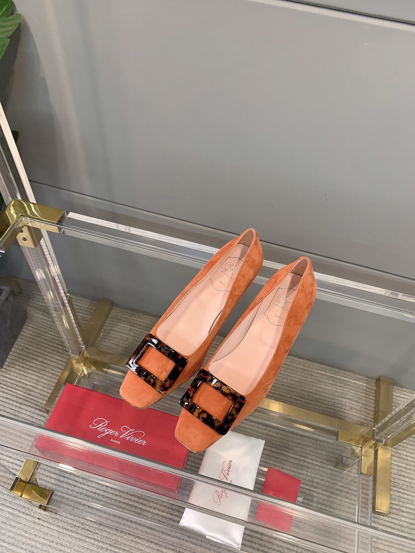 Туфли Roger Vivier Belle с пряжкой и квадратным носком, черепаховая расцветка - 3