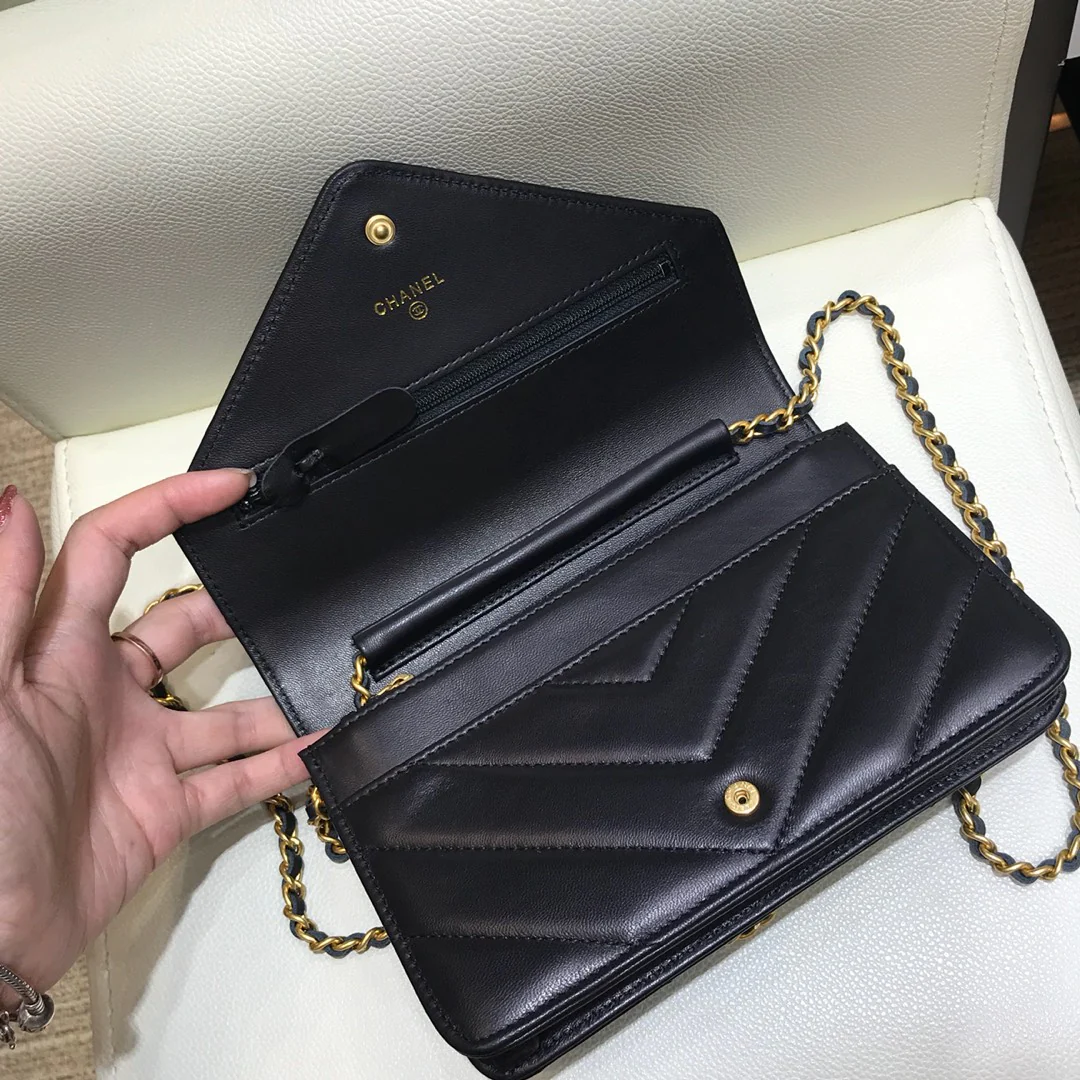 Винтажная матовая золотая сумка через плечо Chanel WOC с цепочкой - 1 шт.