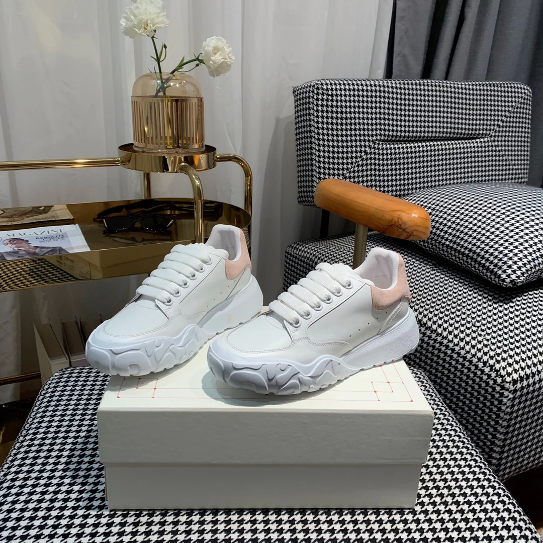 McQueen - Новые кроссовки - Розовые замшевые туфли на каблуке