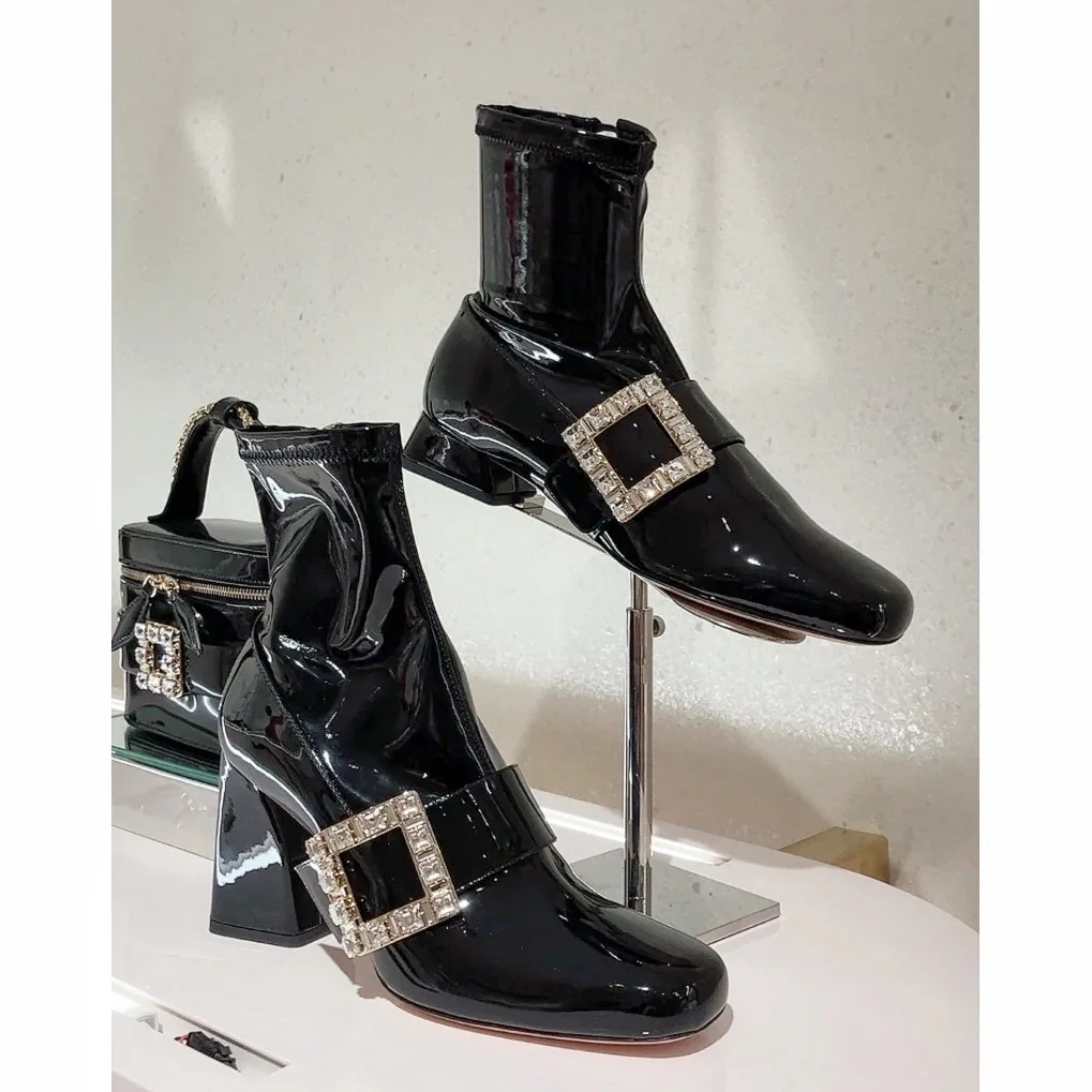 Обувь RV - Tres Vivier - Ботильоны на массивном эластичном каблуке - Черная лакированная кожа