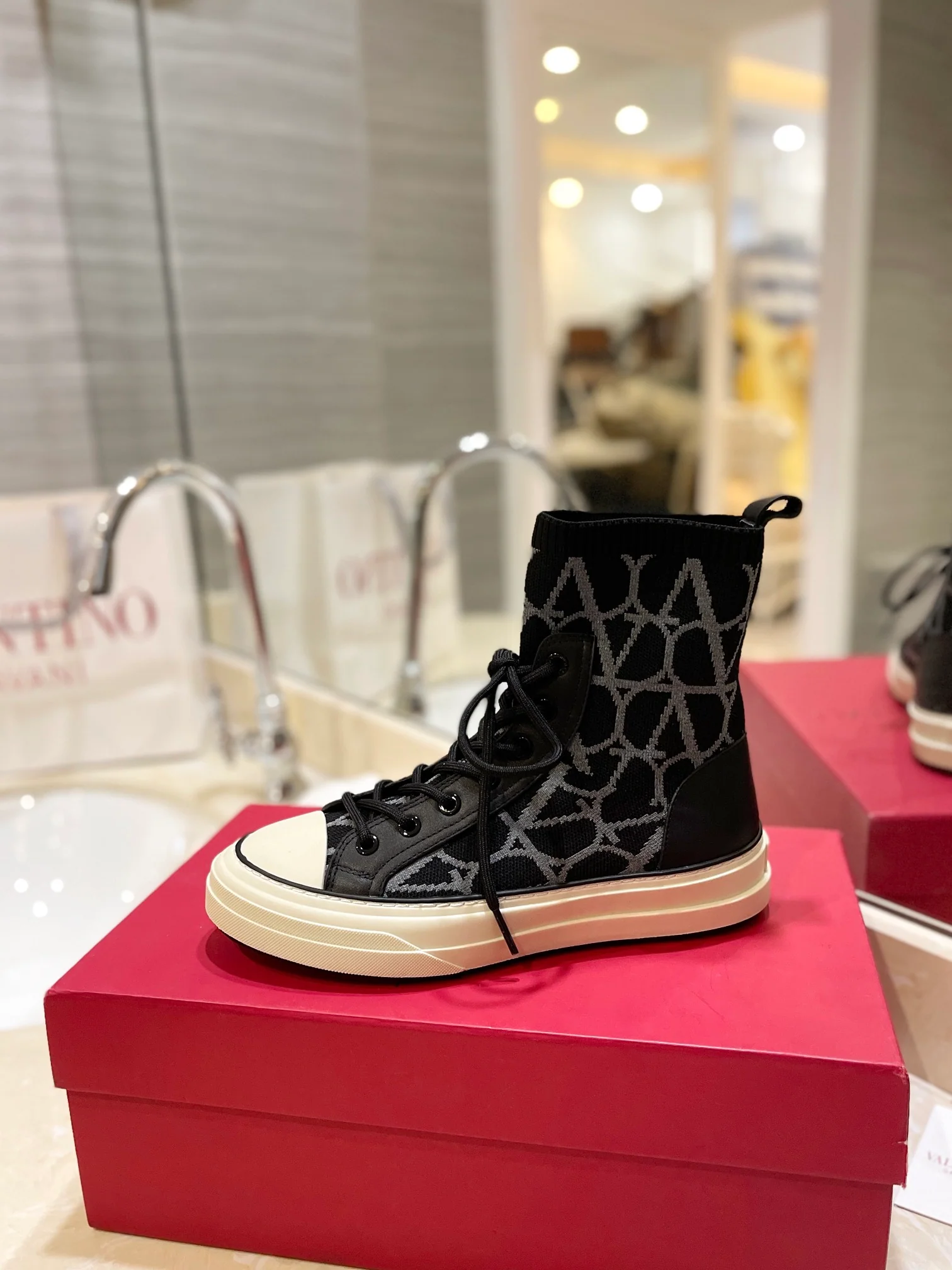 Туфли-носки Valentino до середины икры - унисекс - черные