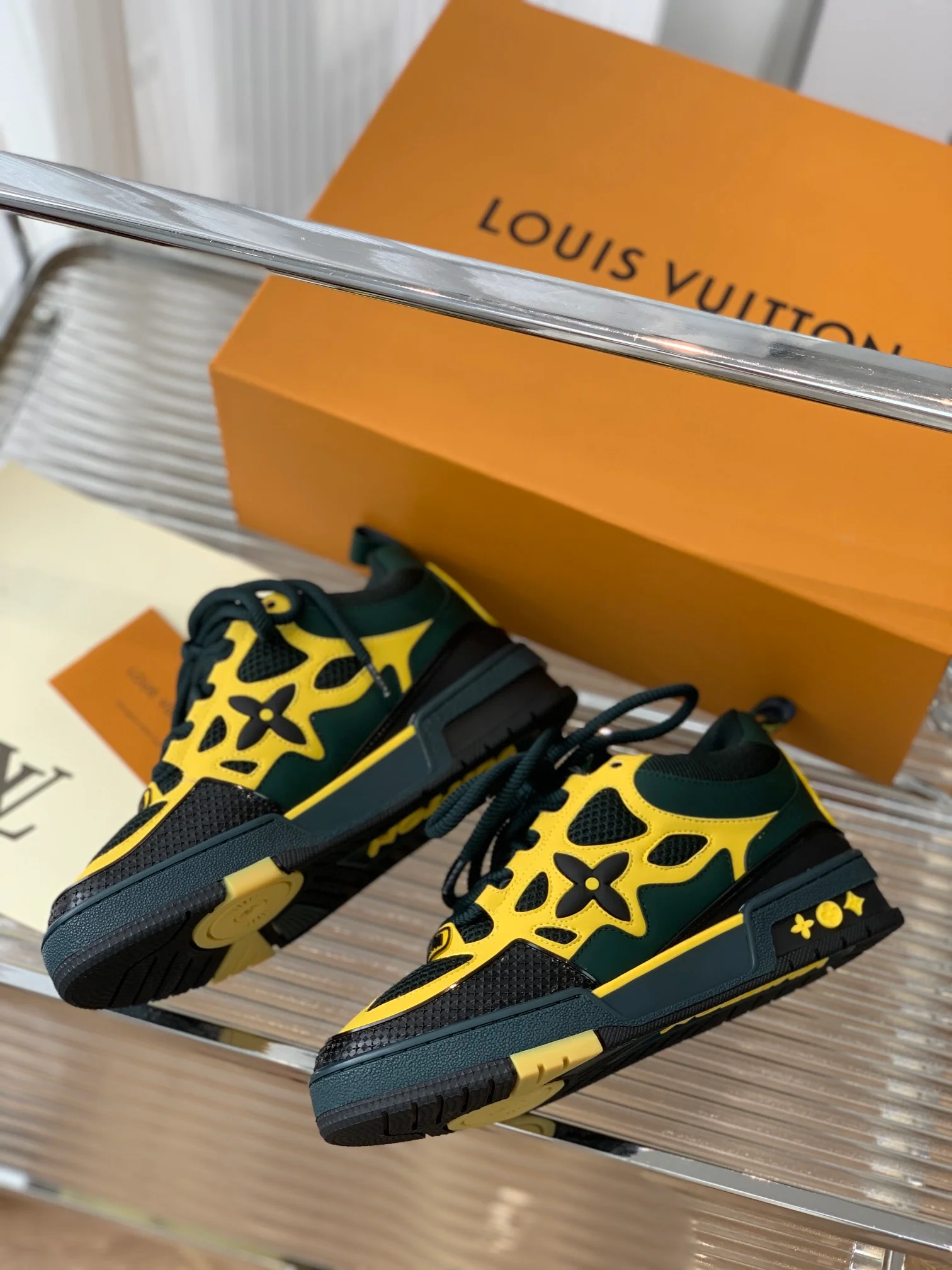 Новинка сезона осень/зима 2022 - кроссовки SK8 Puff - унисекс