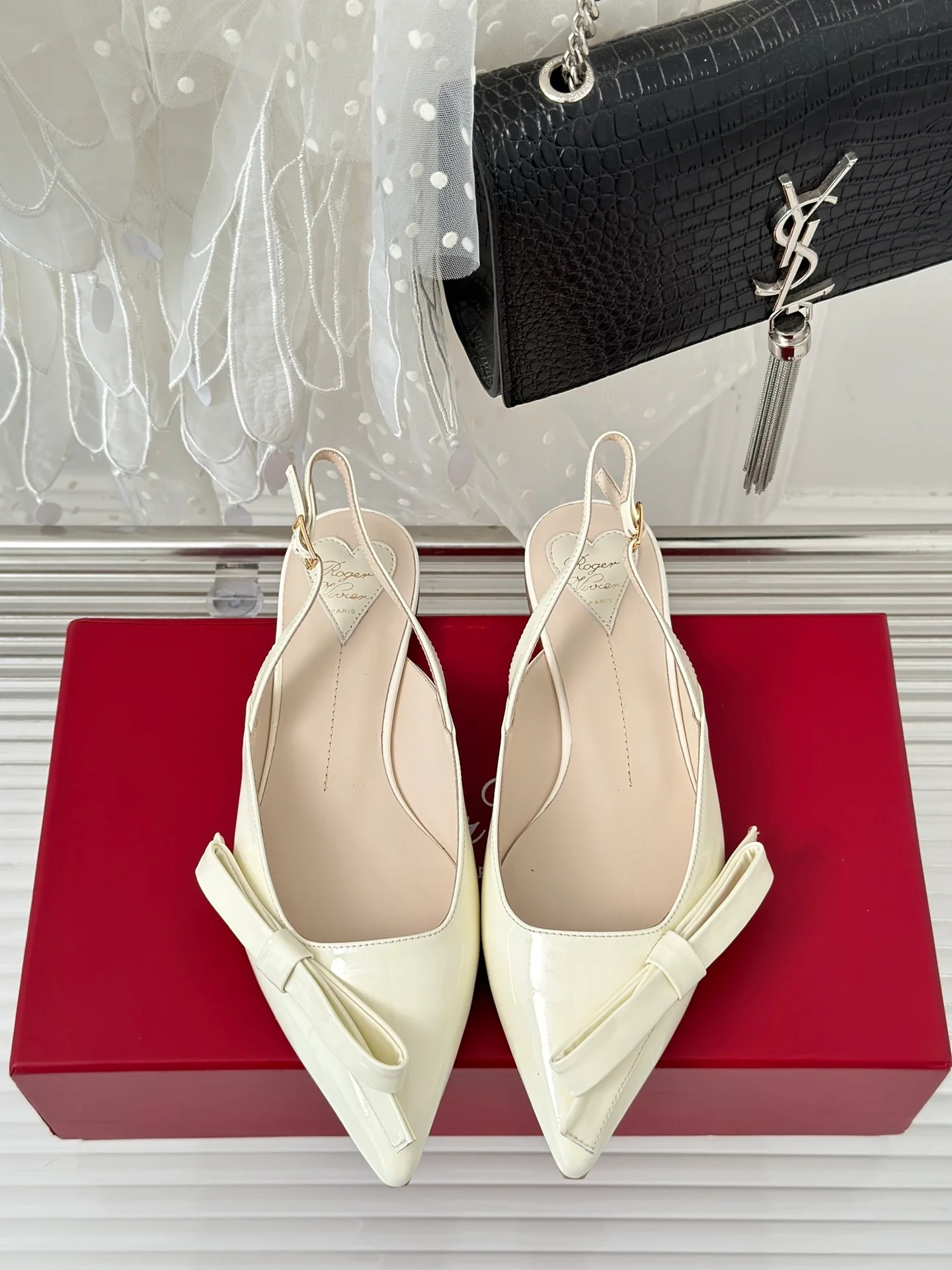 Обувь RV Shoes - Новинка весны/осени 2023 - Сандалии-балетки с бантом и сердечком