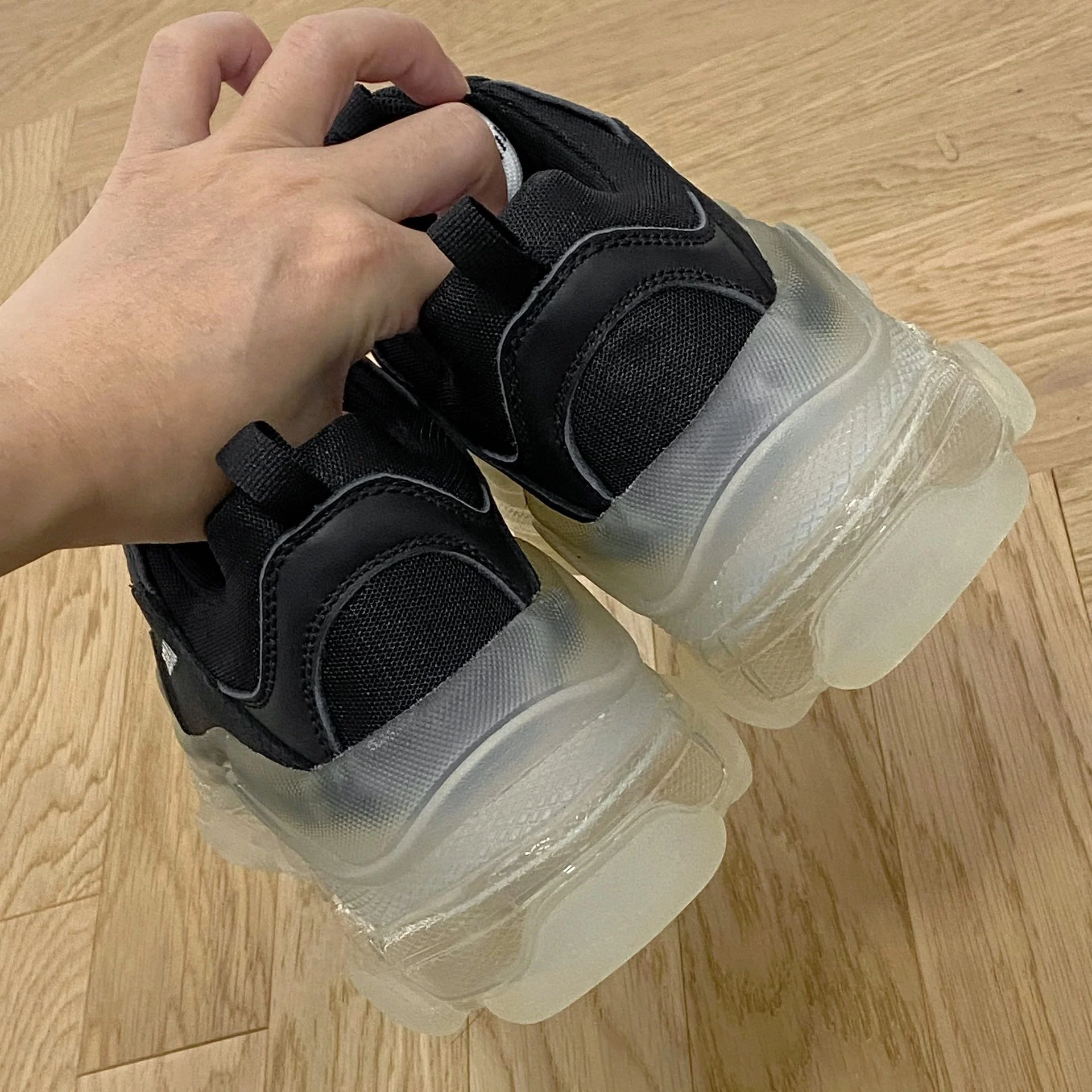 Кроссовки Balenciaga Triples Cushion Chunky - 1