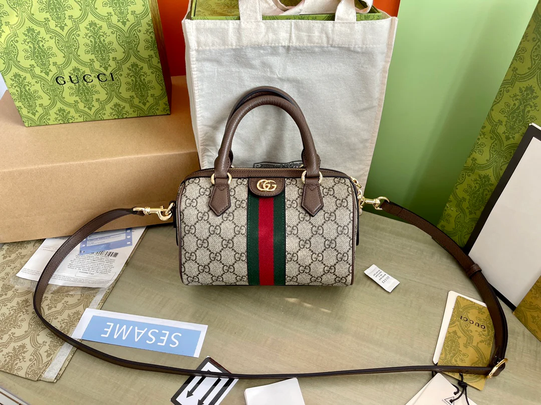 Сумка-мешок Gucci Classic Logo Medium Boston Bag - коричневая.