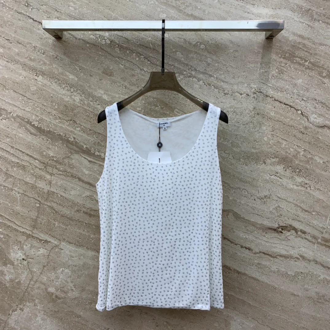 Chanel 2403 - Свободный жилет без рукавов из серебристой пряжи 