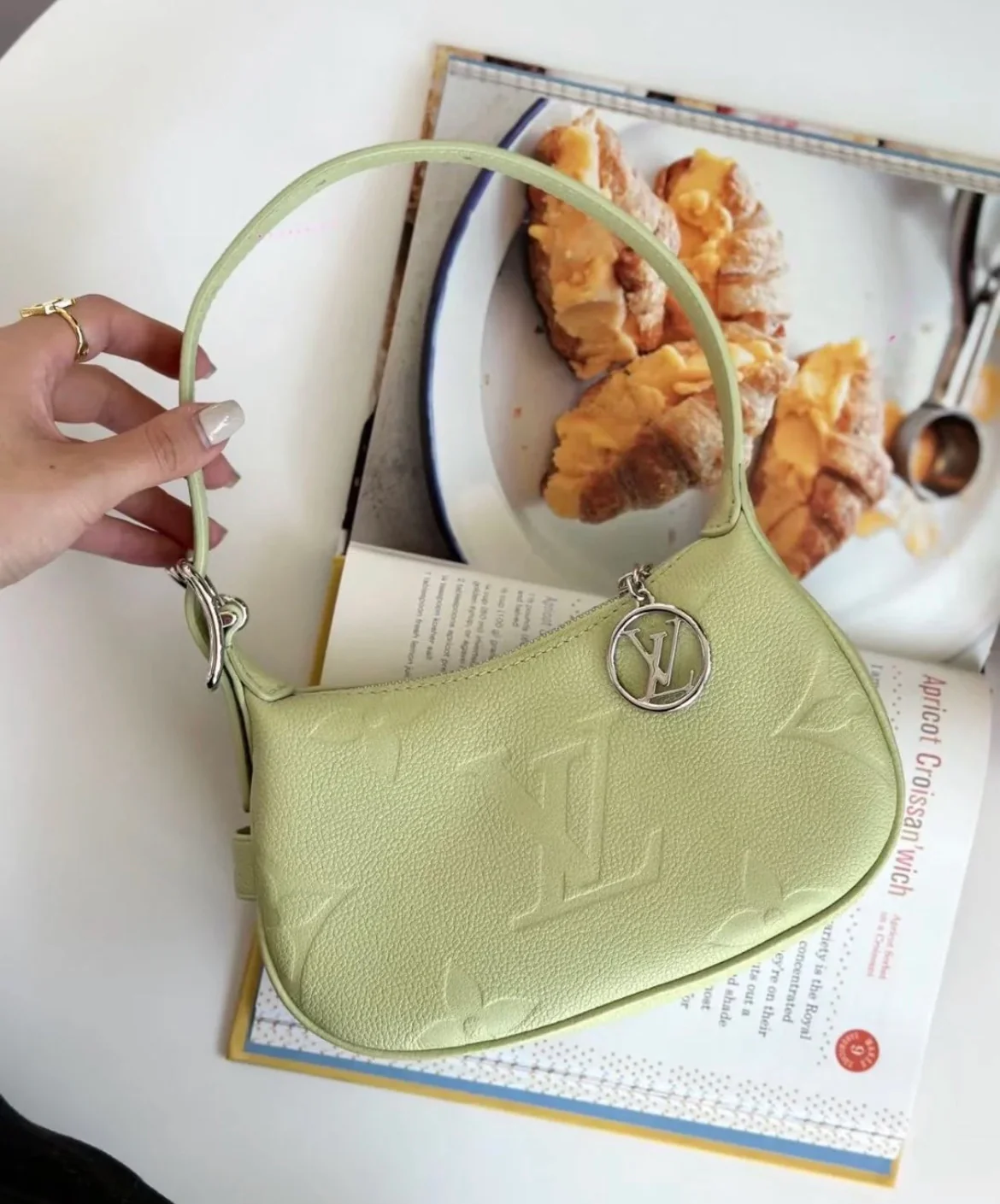 m82425-LV-mini-moon-handbag-green