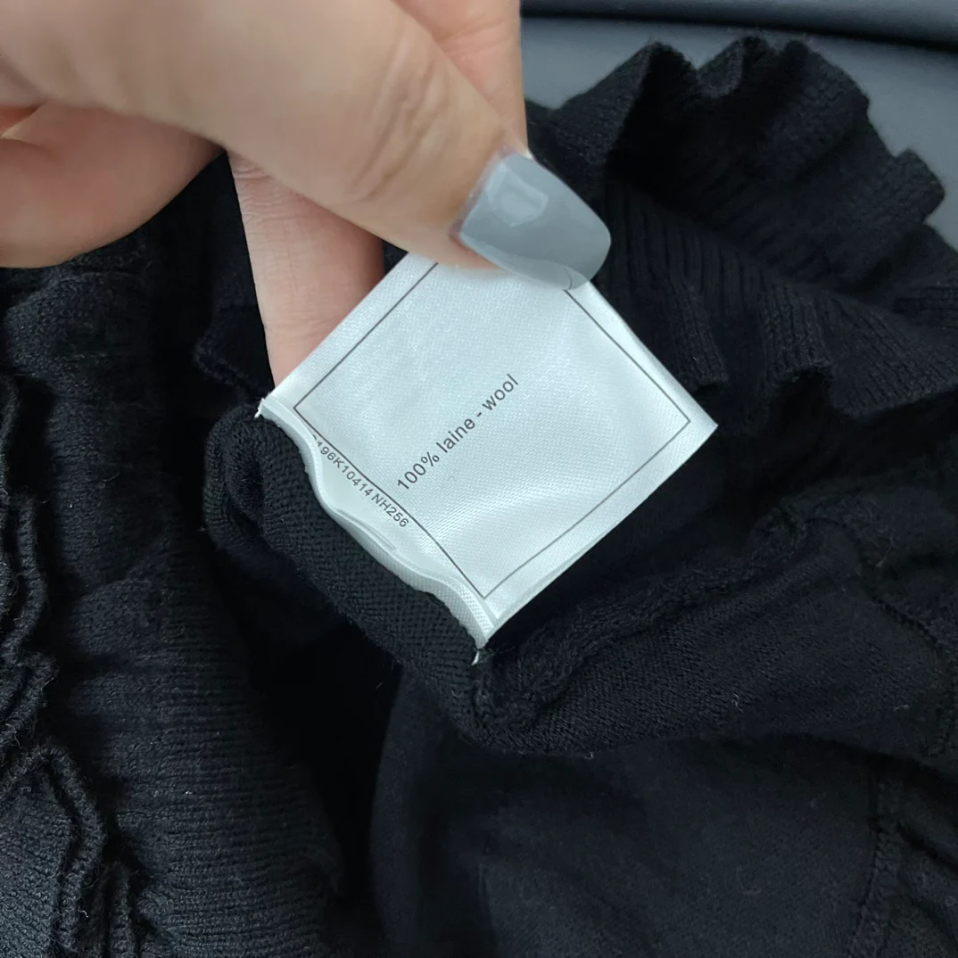 Chanel - Новинка 2403-24 Вязаный жилет с кружевом - Черный