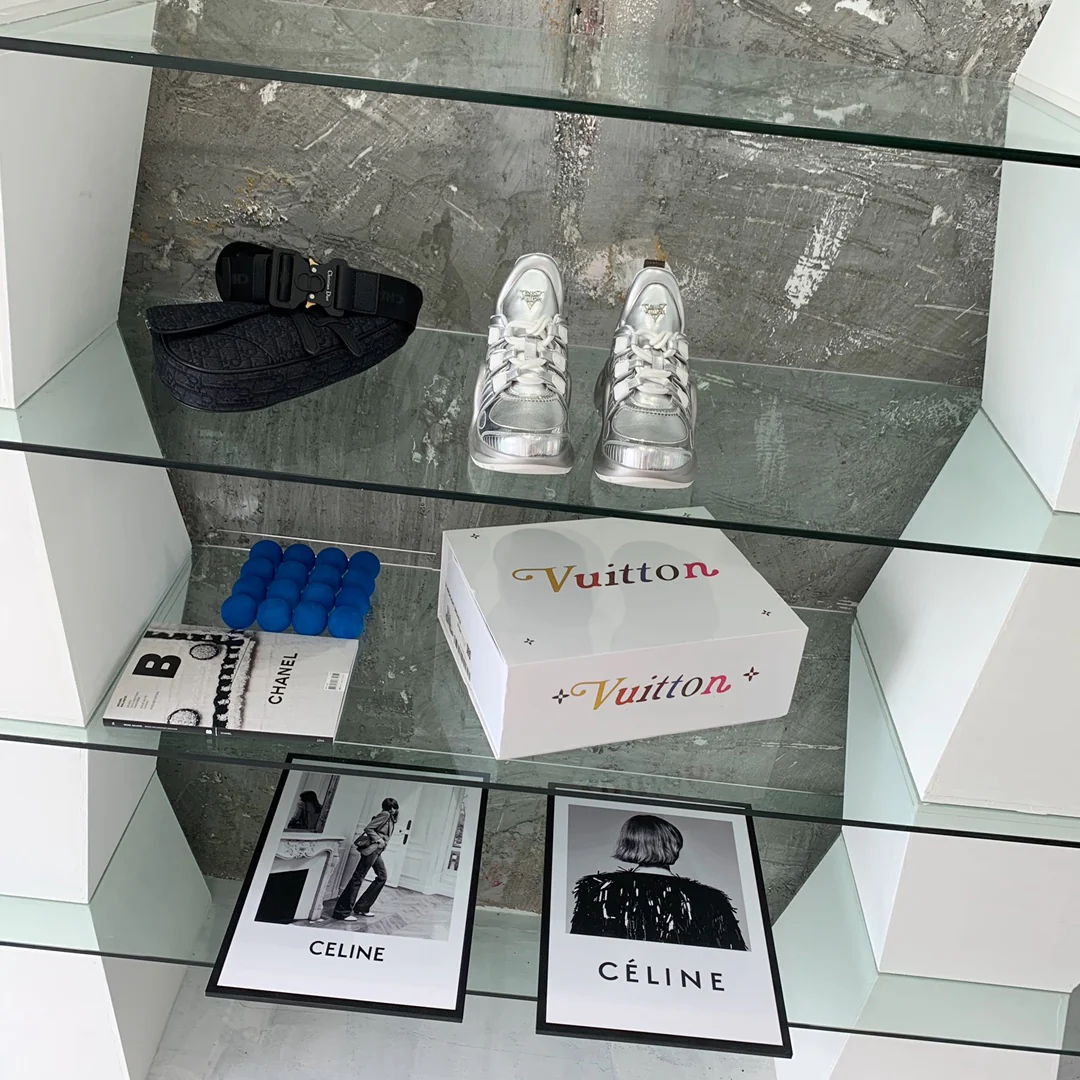 Обувь LV - Массивные кроссовки LV - 15