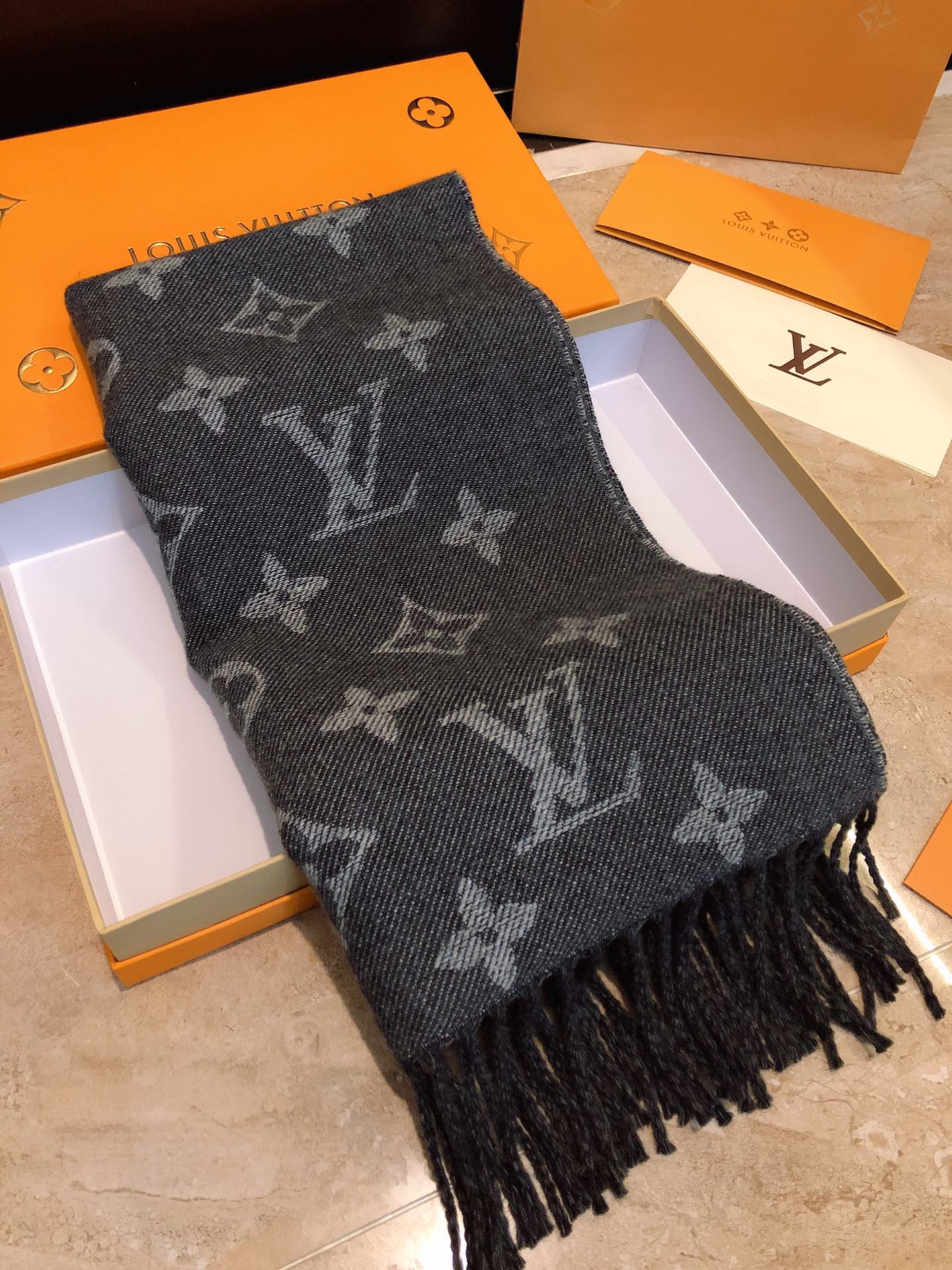 Жаккардовый шарф LV - 38 - 190 см - Черный