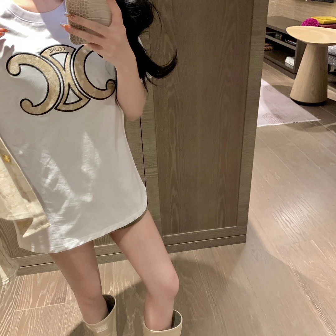 Джинсовая блузка Celine-2404 с жаккардовым узором ?Триумфальная арка? — белая.