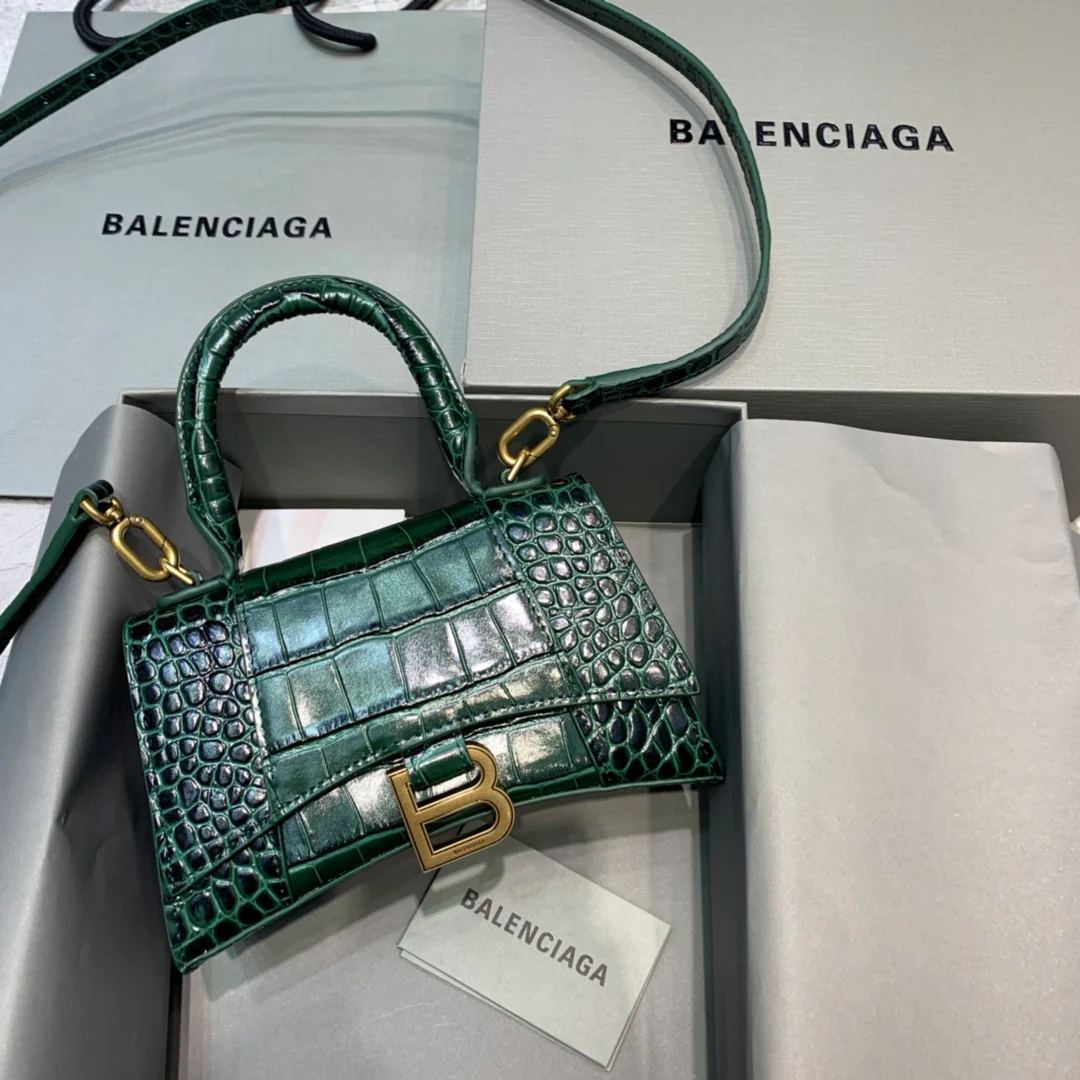 Сумка Balenciaga Hourglass, размер XS, темно-зеленый цвет, с крокодиловым рисунком.