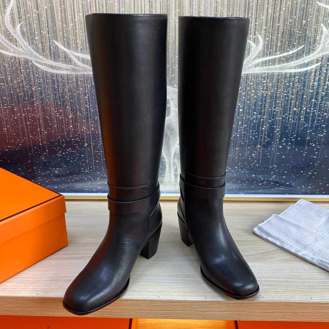 Сапоги на высоком каблуке Hermes 2024 — черные