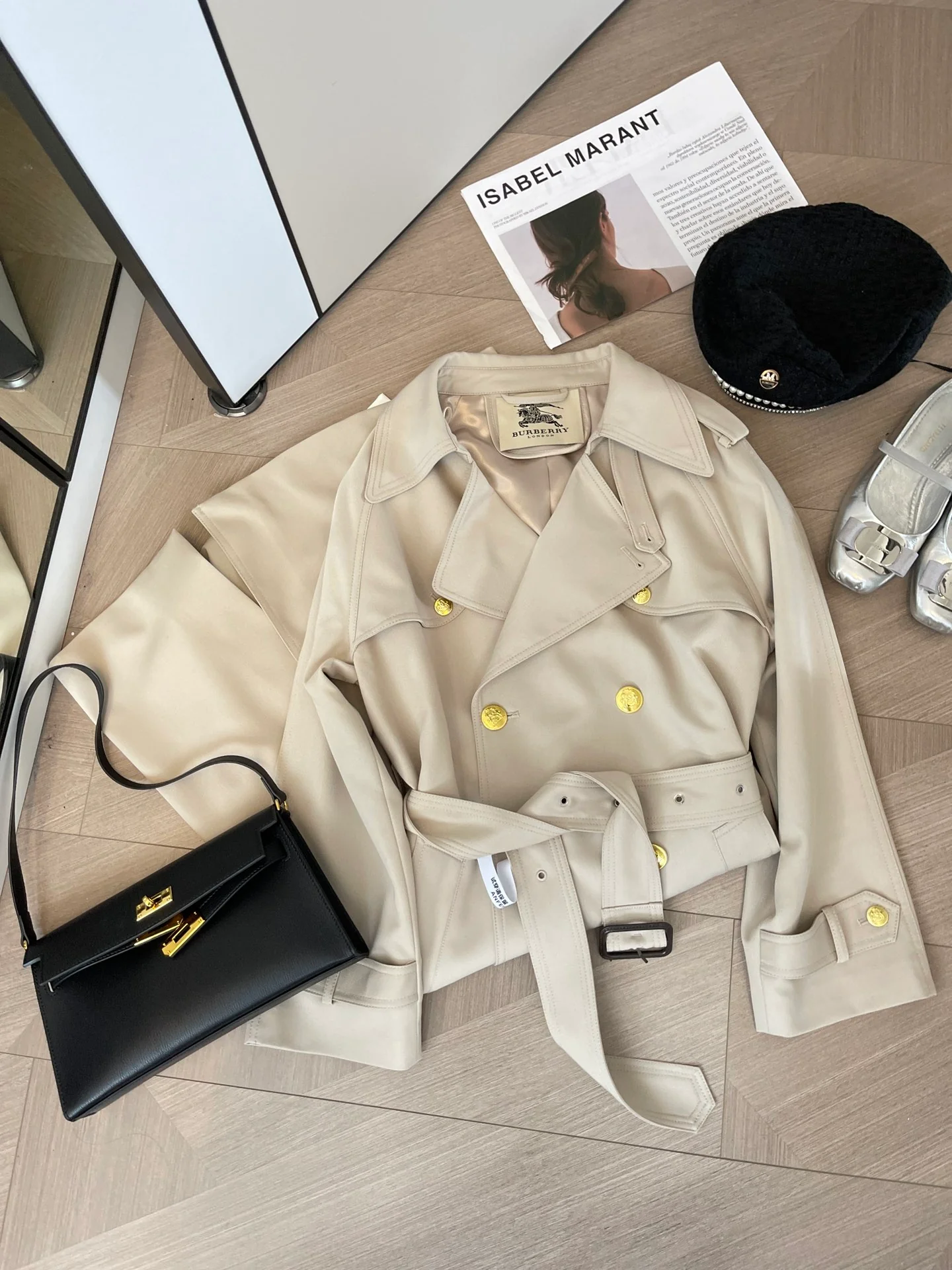 Burberry 2403 - Объемный тренч