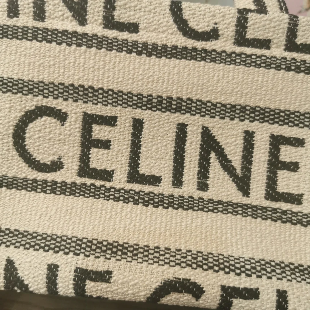 Сумка-тоут Celine Cabas Thais, маленькая, черная (из махровой ткани)