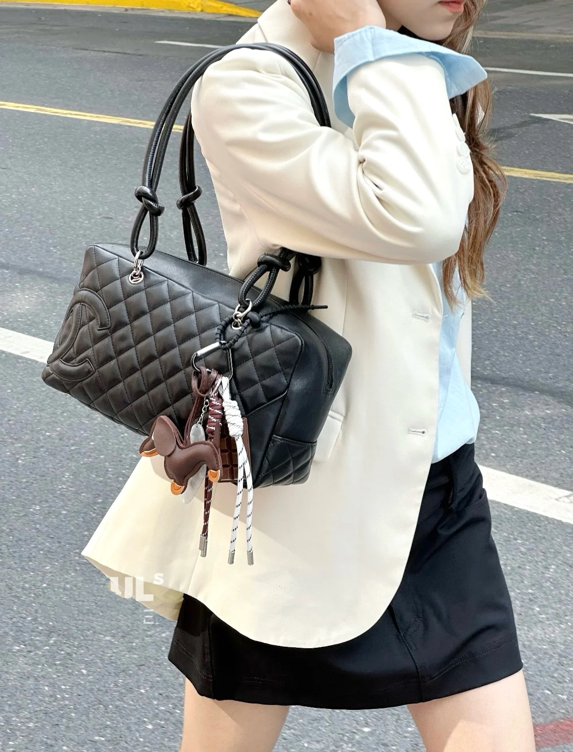 Chanel - Классическая, вневременная винтажная большая сумка-подушка Kang Peng