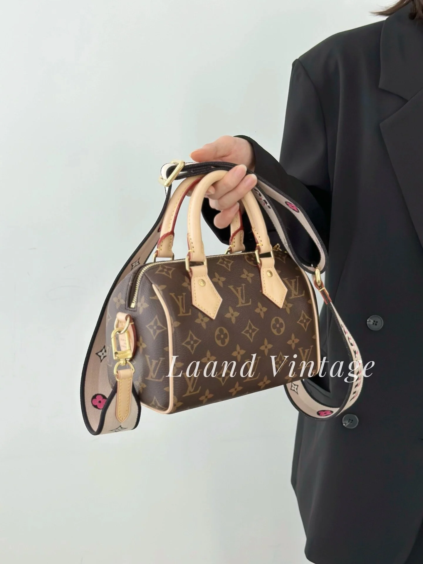 m46234-LV-speedy-bandouliere-20-classic monogram