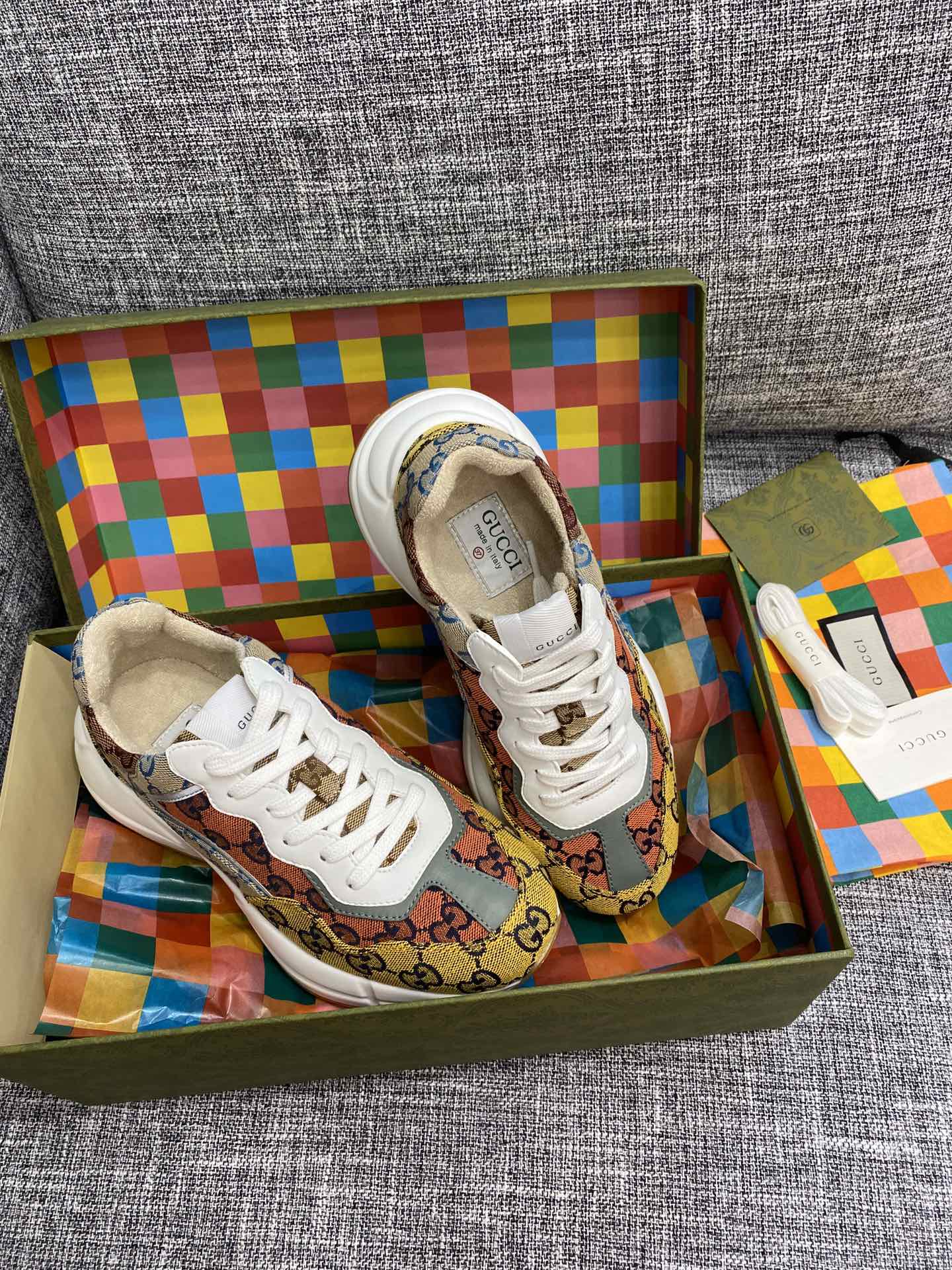 Массивные кроссовки Gucci - унисекс - 19