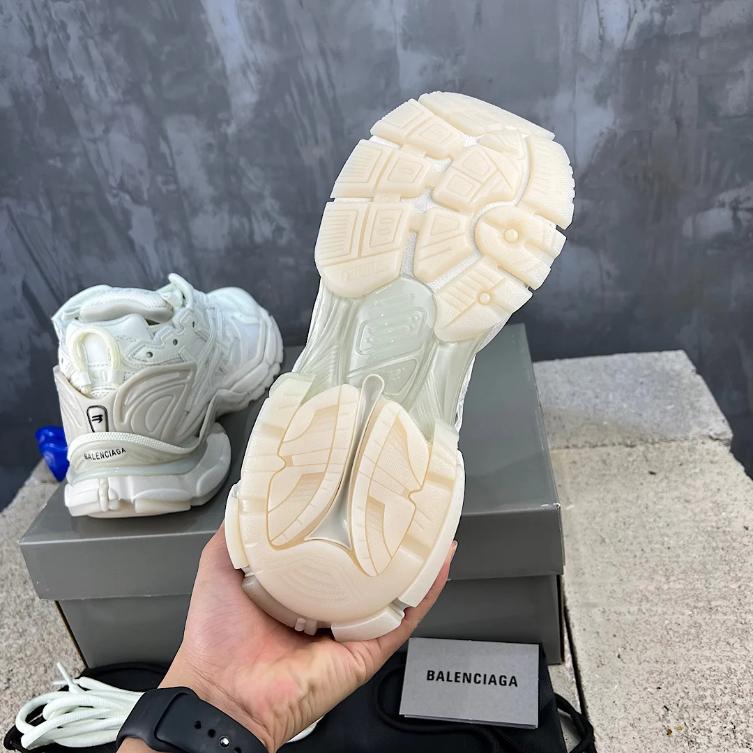 Кроссовки Balenciaga Runner - Унисекс - Белые - 1