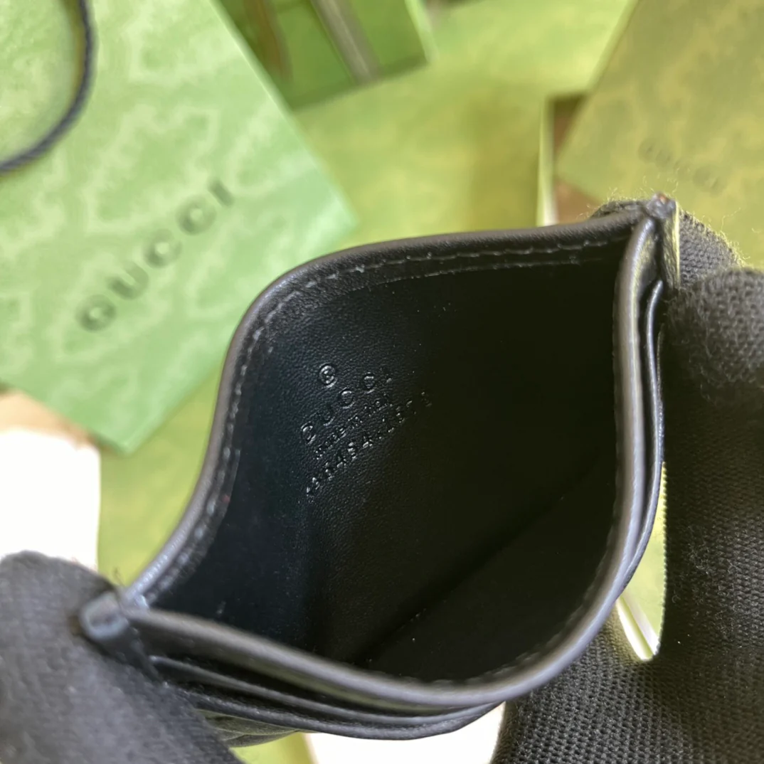 Gucci 卡包／卡片夹／名片夹