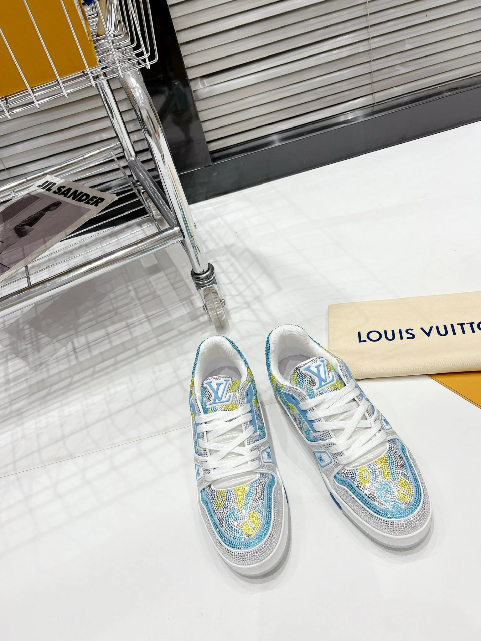 Кроссовки LV Trainer - Скейтбордистские кроссовки - Глянцевый узор, сине-серебристый - Унисекс