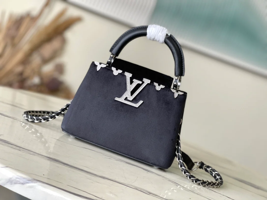 m23246-LV-capucines-flower-crown handbag-black mini