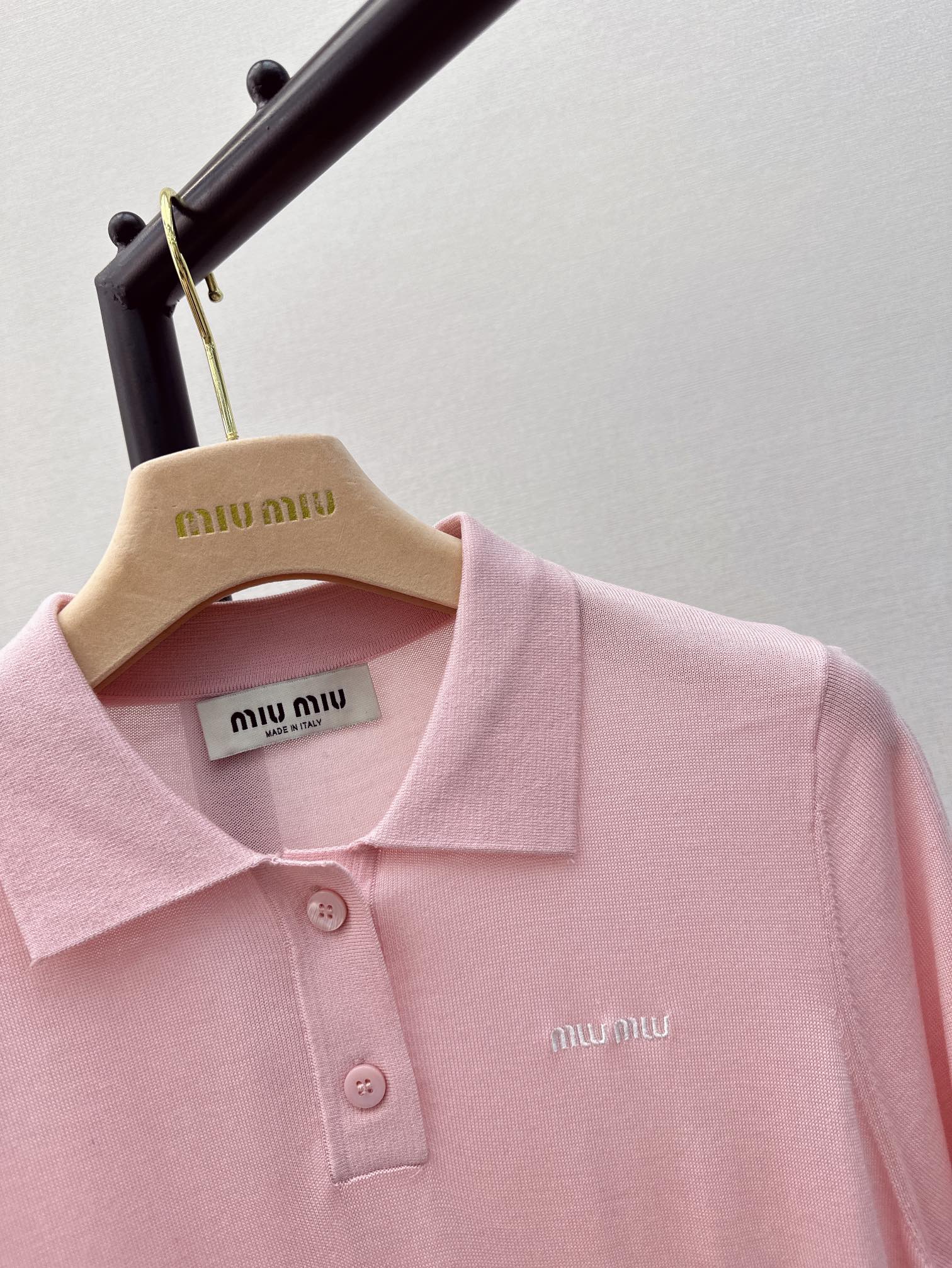 Miu Miu - 2404 - 24ss Весенне-летний новый вязаный свитер-поло - Розовый