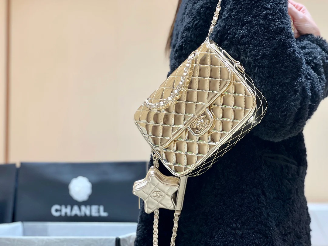 Рюкзак Chanel Early Spring Collection 24c - золотой
