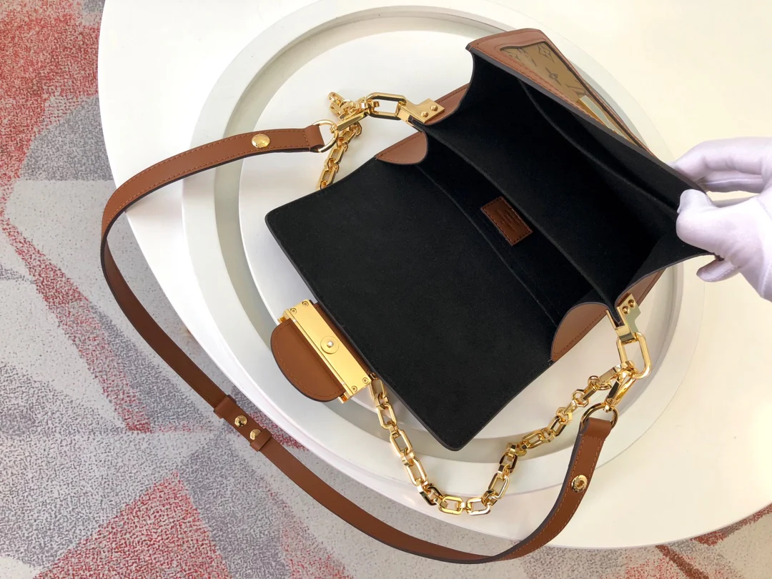 m43392-LV-2019-Ранняя весна-dauphine-Сумка-мессенджер-Маленькая