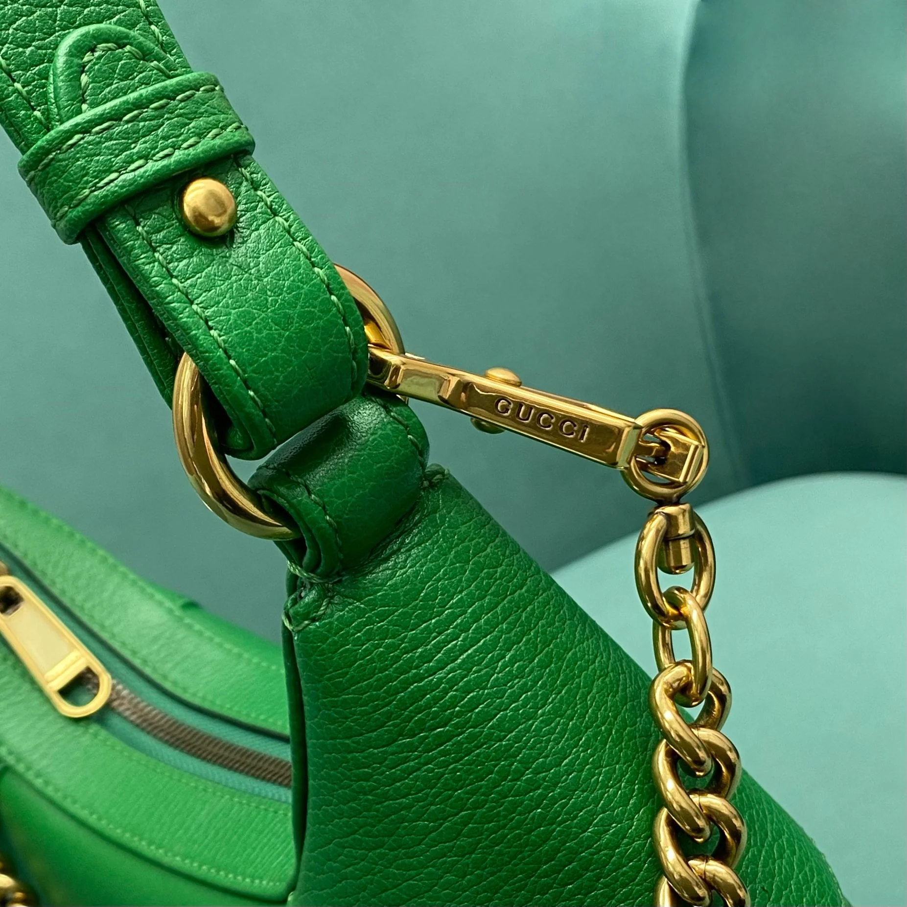 Сумка Gucci на цепочке через плечо - зеленая