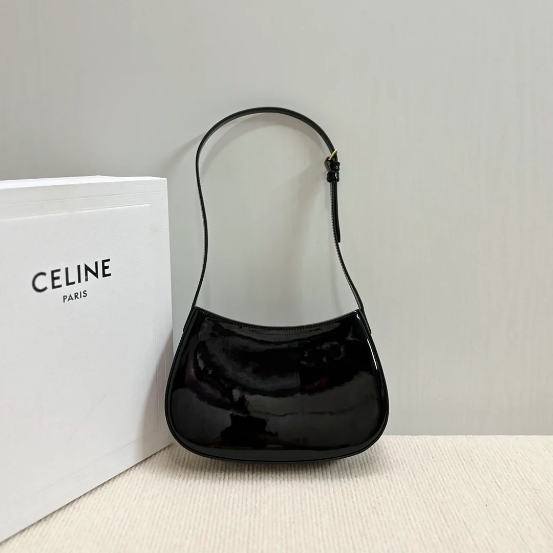 Сумка-подмышка Celine Tilly - лакированная кожа, черная